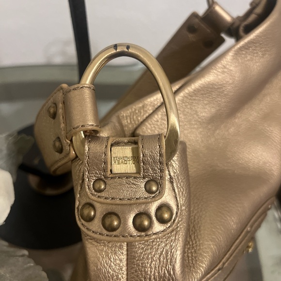 Reaction Kenneth Cole Gold Hobo Bag - Picture 4 of 5